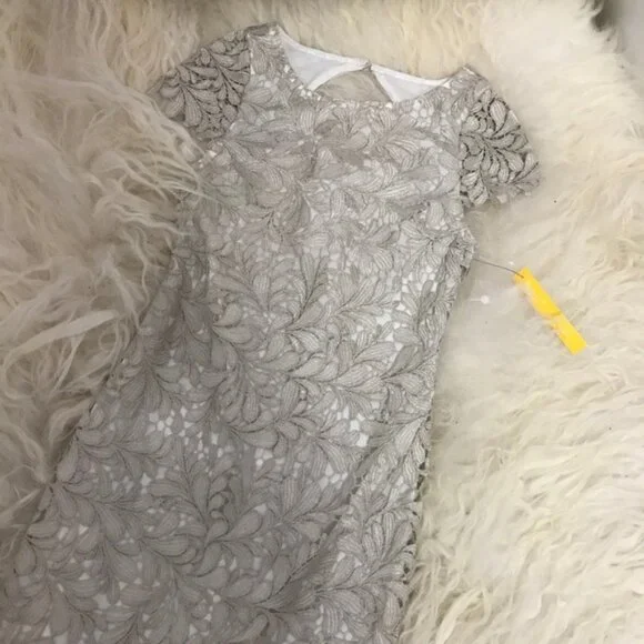 Alice + Olivia Clover Lace Dress - Picture 5 of 8